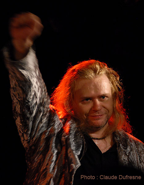 Caamora2007pac_019cd