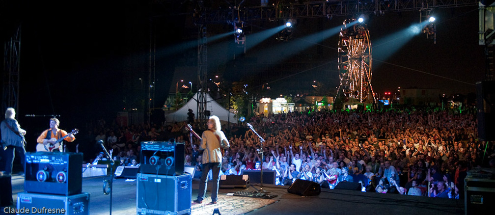 cduf_laval2010yes_098